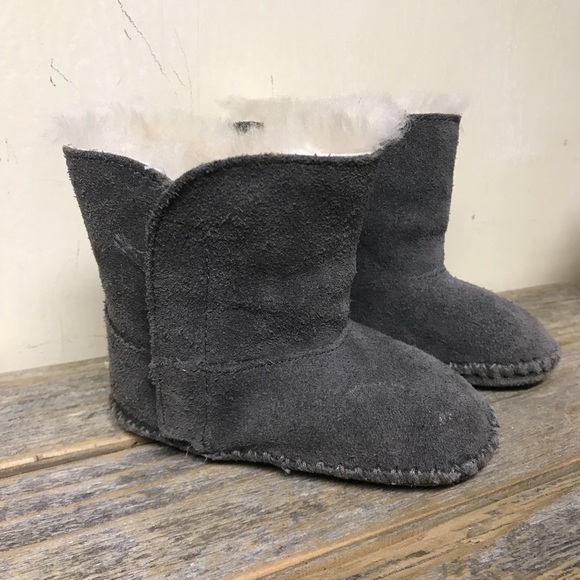 ugg caden infant boot